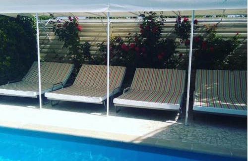 Molodizhne Hotel | Farneliya club-hotel