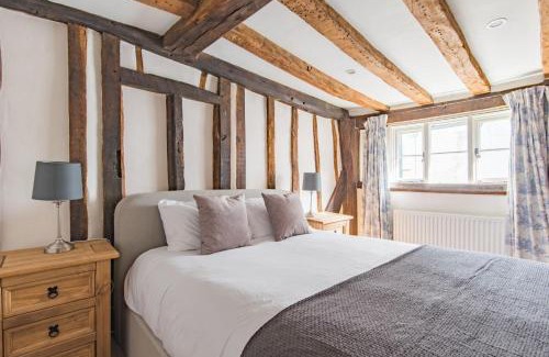 West Malling House | Farriers Cottage by Bloom Stays