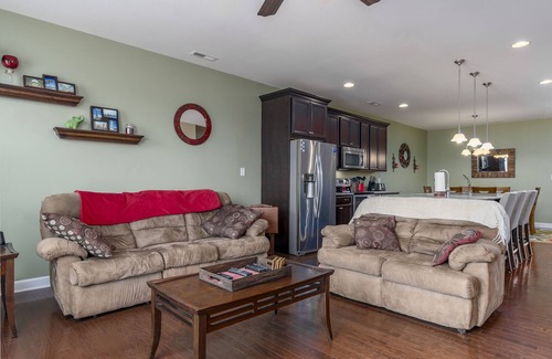 Villages of Five Points House | Farros Alley - Townhouse in the amenity filled Villages of Five Points!