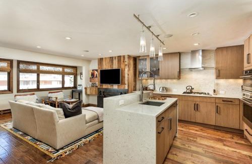 Aspen House | Fasching Haus Unit 6, Condo with Beautiful Decor, Spacious Layout, Great Location