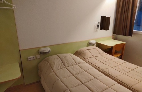 Charnay-les-Macon Hotel | Fasthotel Well Inn Macon Sud - un hôtel FH Confort