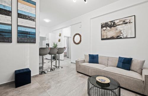 Oroklini Apartment | FatCow Beach Apartment
