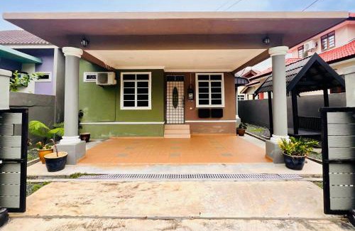 Kampung Sura Masjid House | Fath's Lodge