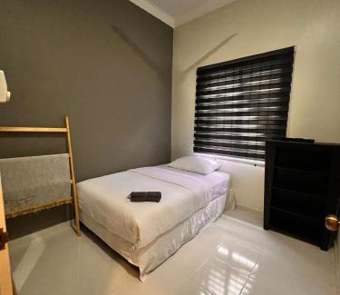 Kampung Sura Masjid House | Fath's Lodge