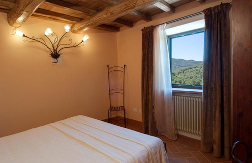 Castel Focognano House | Fattoria de' Toscani di Starace Marialaura