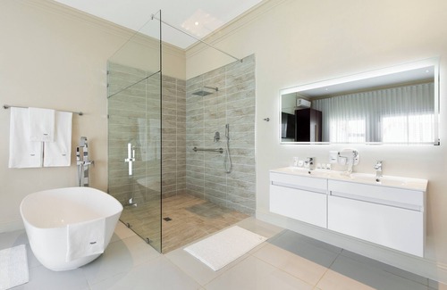 Wynberg Hotel | Fauchil Hotel