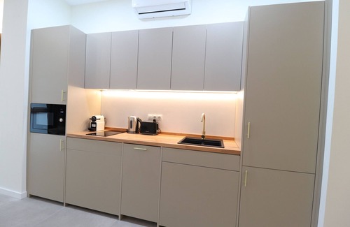 Patraix Apartment | Favara 2 by Concept Flats