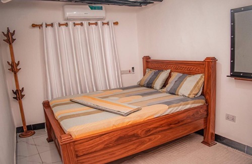 Stone Town Apartment | Fayuma apartment 10 minuts walk from the seaportnZanzibar City Centre