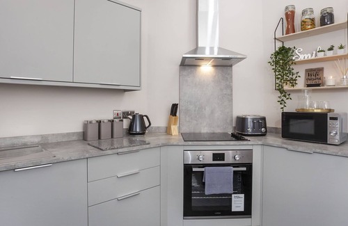 York Cottage | Feasegate - sleeps 6 guests in 2 bedrooms