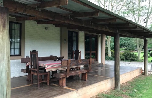 Tzaneen House | Featherbrook Cottage