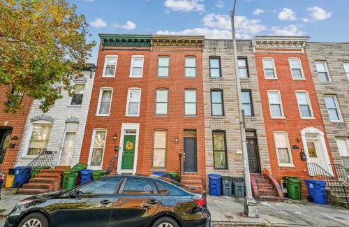 South Baltimore House | Federal Hill Luxury + City Charm