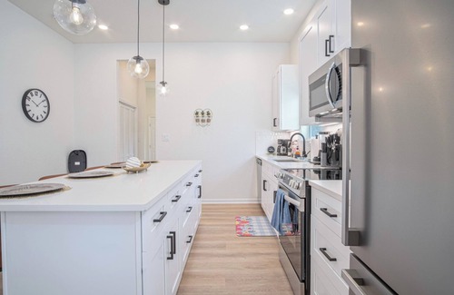 Denver Heights House | Feel, Chill and Enjoy 4BR/3BA Near Fun Riverwalk!