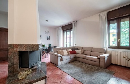 Como Apartment | Feel @ Home Como - by MyHomeInComo
