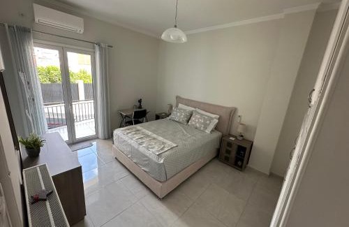 Aigio Apartment | Feel Like Home