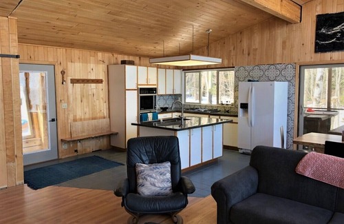 La Pointe House | Feeling Superior - Cliffside Home with Amazing Lake Superior Views!