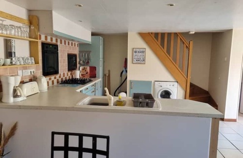 Paizay-le-Tort Cottage | 'Felicia' 2 Bedroom Family Gite with Shared Hot Tub & Swimming Pool