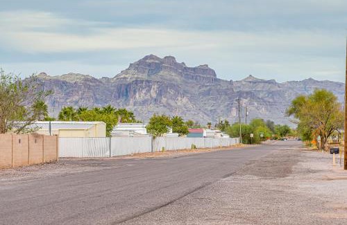 Apache Junction House | Fenced-In Yard and Mtn Views Apache Junction Home!