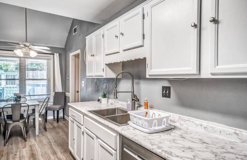 Cordova House | Fenced Yard w/Pool! Comfy & Convenient in Cordova