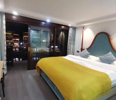 Fenghuang House | Fenghuang Ancient Town Lazy Cat Riverside Inn