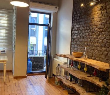 Taksim Apartment | Feridiye 3 Oda 1 salon Daire