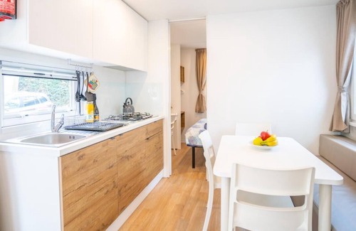 Manaccora House | Ferienanlage Manacore Mobilehome Happy Standard Relax Hillside für 6 Personen