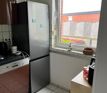 Dornumersiel House | Ferienhaus Dackel am Deich - strandnah - eingezäunter Garten - Ruhe