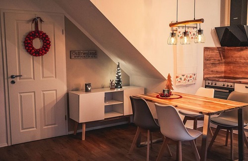 Tannenhausen House | Ferienhaus Hannelore am See mit Privatstrand - Hannelore