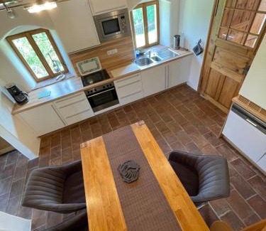 Welten House | Ferienhaus Kellerstöckl Dorrer Riegersburg mit Schwimmteich