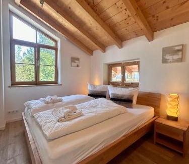 Schliersee House | Ferienhaus "Seeblick" direkt am Schliersee