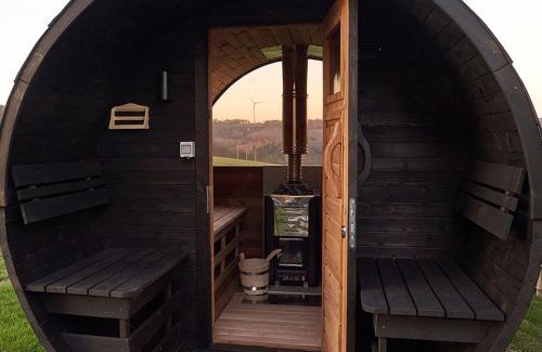 Schalksmuehle Apartment | Ferienhaus Wiesenchalet im Sauerland