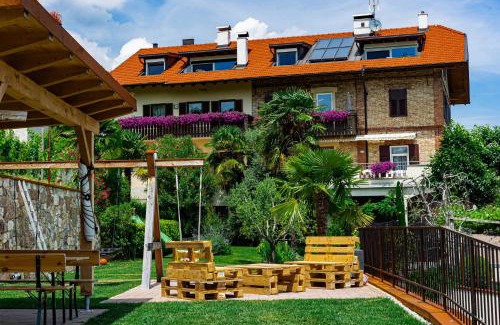 Tramin Apartment | Ferienhof Franzelin