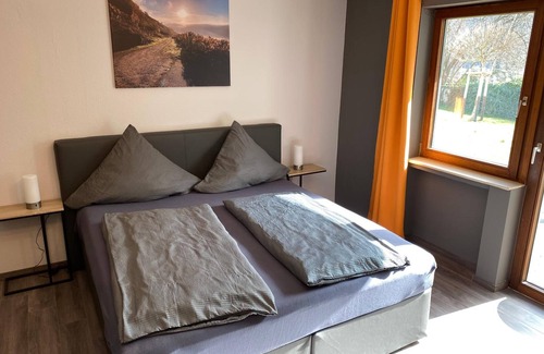 Historic Downtown House | Ferienweingut Peter-Jos. Hauth