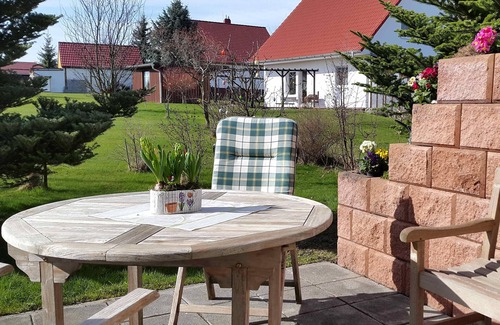 Spechtshausen Apartment | Ferienwohnung am Pohrdorfer Rand