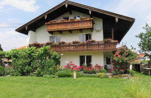 Grassau Apartment | Ferienwohnung 50 qm bis 4 Personen, 2 separate Schlafzimmer