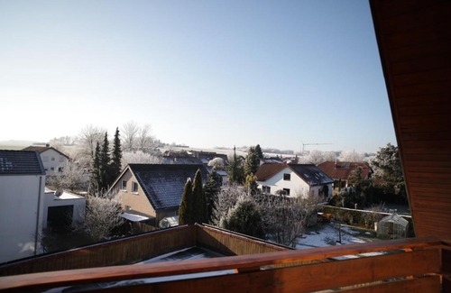 Aalen Apartment | Ferienwohnung AA-Waldhausen DG