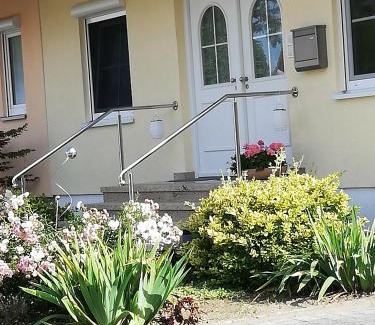 Ueberlingen Apartment | Ferienwohnung am Bodensee mit 3 Schlafzimmer über 2 Etage mit kleine Balkon bis 7 Personen