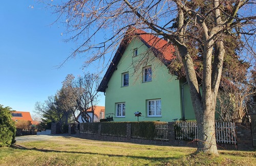 Großkmehlen Condo | Ferienwohnung "Am Kutschenberg"