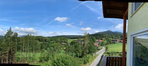 Lohberg Apartment | Ferienwohnung Am Laitenhang