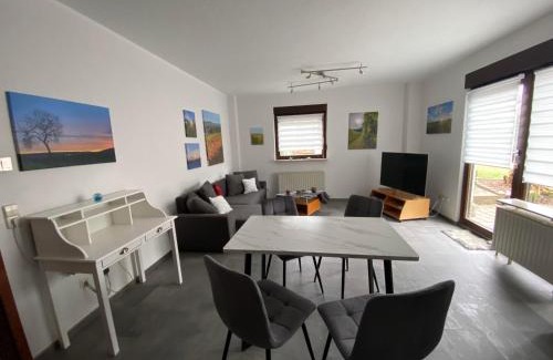 Langenlonsheim House | Ferienwohnung am Weinberg