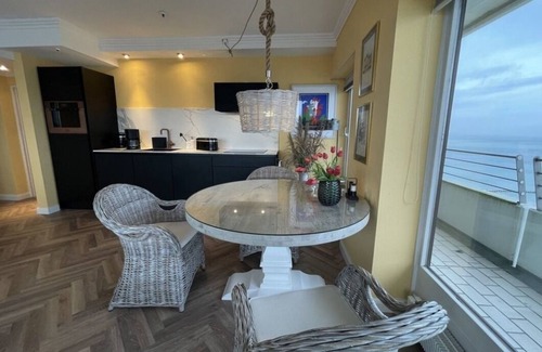Alt-Travemunde/Ronnau Apartment | Ferienwohnung/app. für 4 Gäste mit 100m² in Lübeck