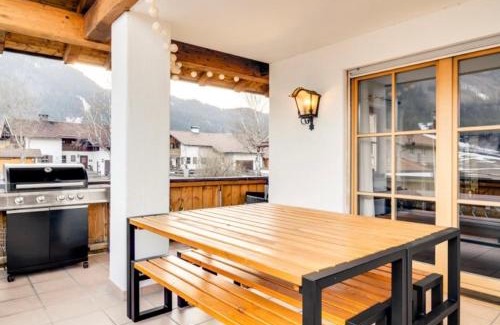 Unterammergau Apartment | Ferienwohnung Bergblick für 10 Personen