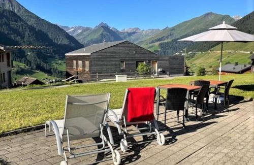 Lumnezia Bed & Breakfast | Ferienwohnung CASA URSIN Val Lumnezia