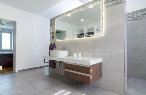 Rehlingen-Siersburg Apartment | Ferienwohnung direkt an der Nied