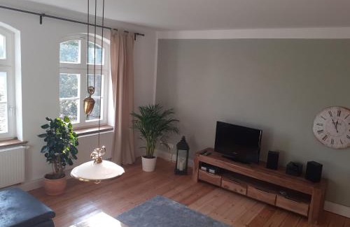 Kuhstorf Apartment | Ferienwohnung ehemalige Revierförsterei "uns Lütt"