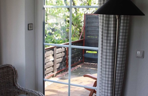 Gruenerdeich Apartment | Ferienwohnung Garten nah - Knubberhaus - The cottage in the cherry grove