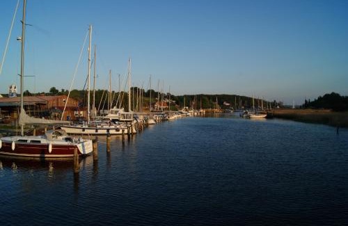 Neuensien Apartment | Ferienwohnung Granitzblick 3 mit Wintergarten und Seeblick