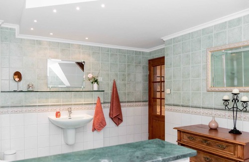 Wesenberg Apartment | Ferienwohnung Hof Below