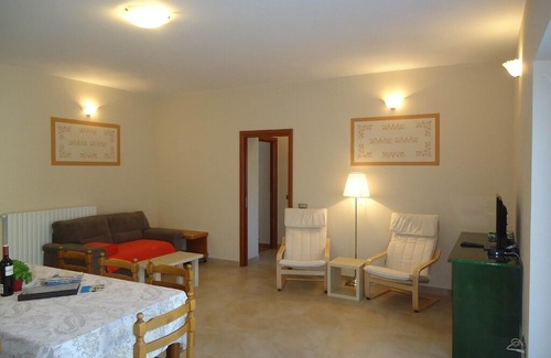 Crone Apartment | Ferienwohnung Idro für 2 - 4 Personen mit 2 Schlafzimmern in Idro