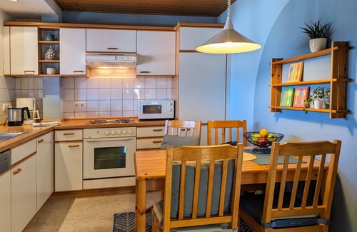 Ornbau Apartment | Ferienwohnung II mit 2 Schlafzimmern im Dachgeschoss