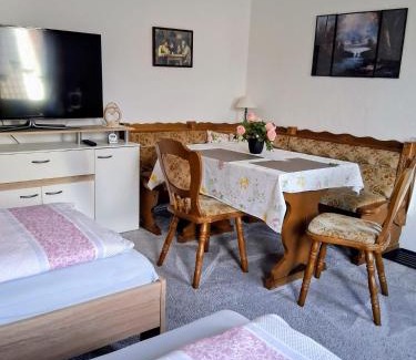 Coswig House | Ferienwohnung in der Altstadt von Coswig Anhalt Gästezimmer